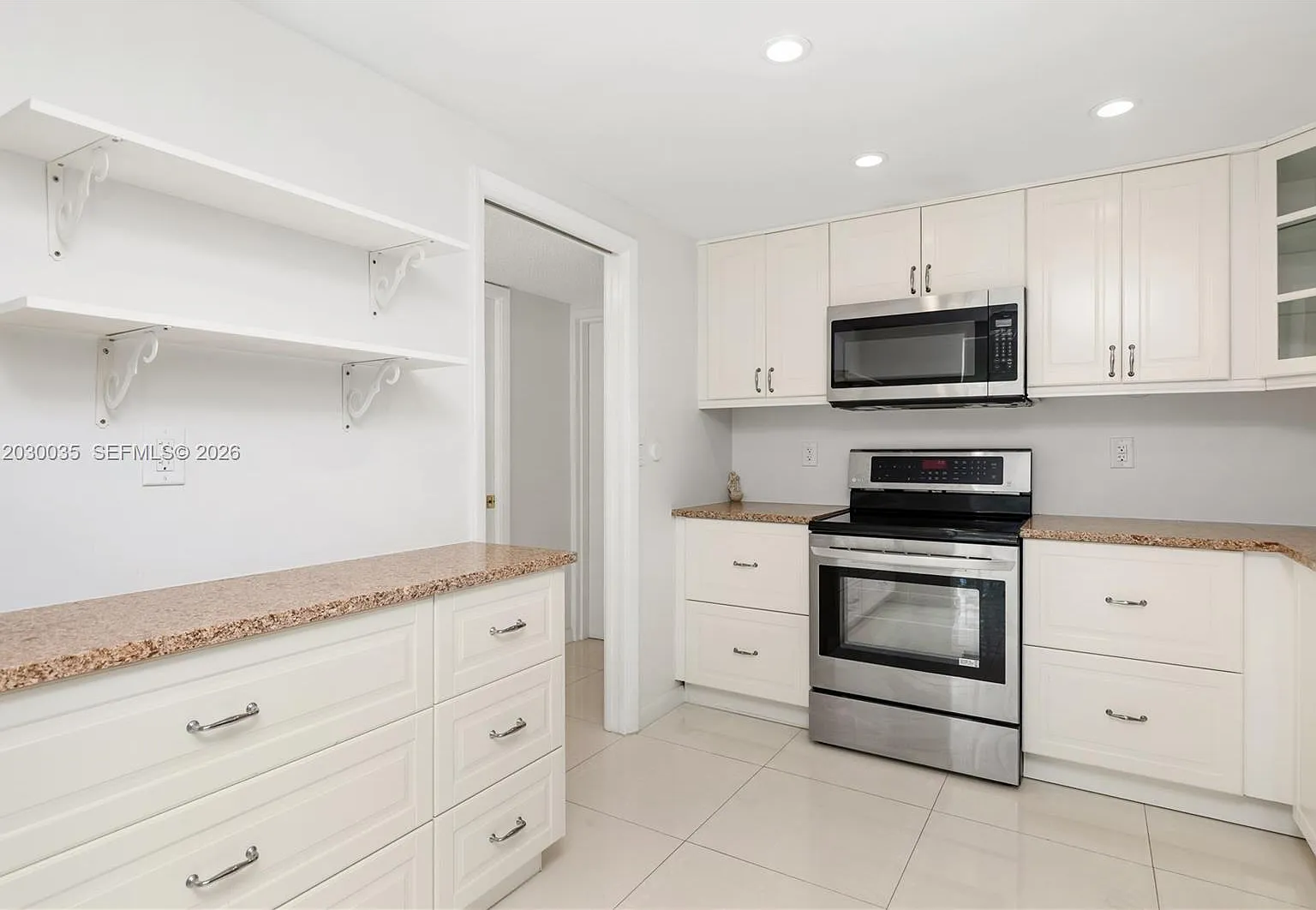Cape Florida Clib Condo P — Photo 4