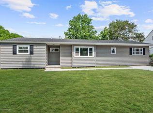 944 Cooper Dr, Toms River, NJ 08753