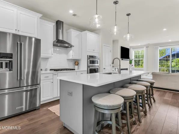 403 Arose Lane, Middletown, NJ 07748