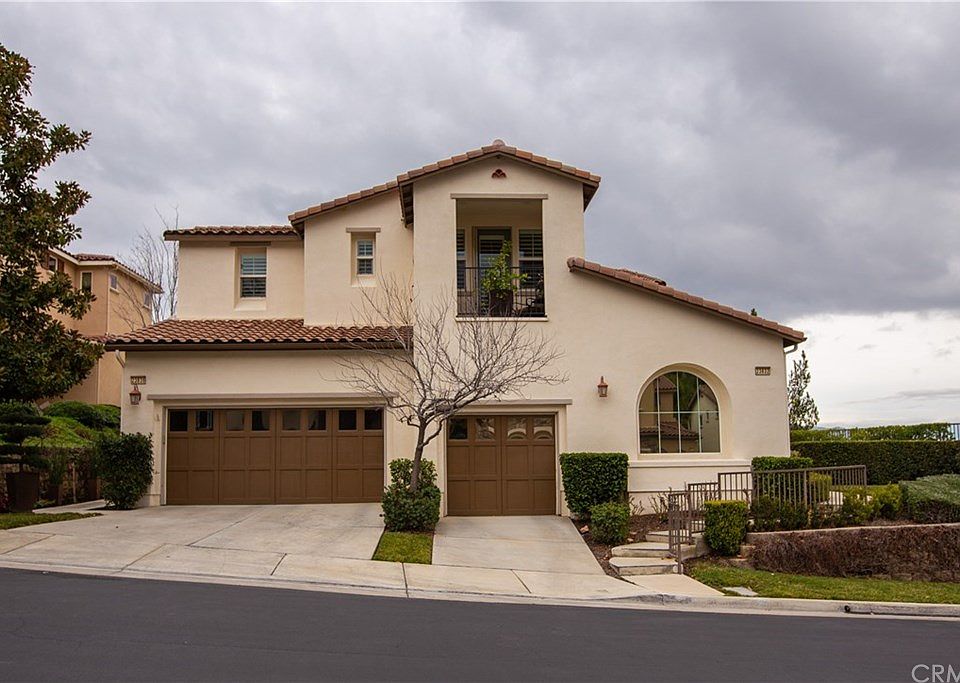 1st image of 23838 Cahuilla Ct