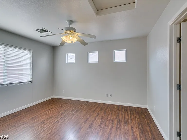 9911 Star Lake Ave — Photo 28