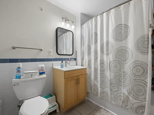 1814 Saint Johns Place image 14 of 26