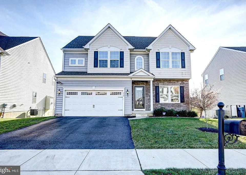 210 Parker Dr