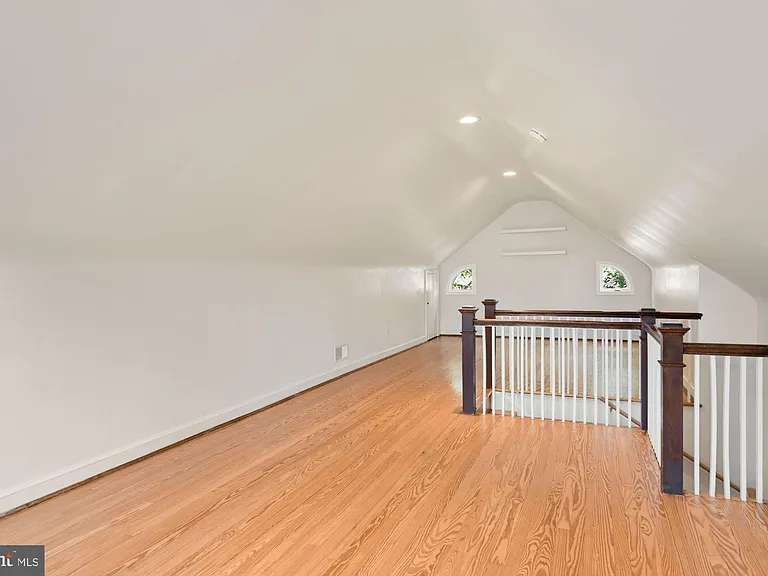 4505 Alton Pl NW — Photo 29