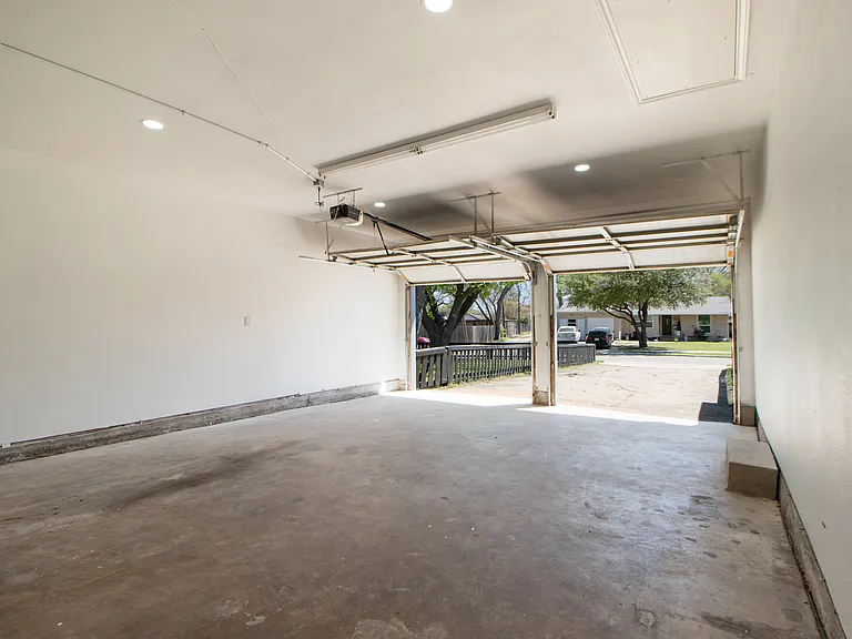 2707 Judy Dr — Photo 21