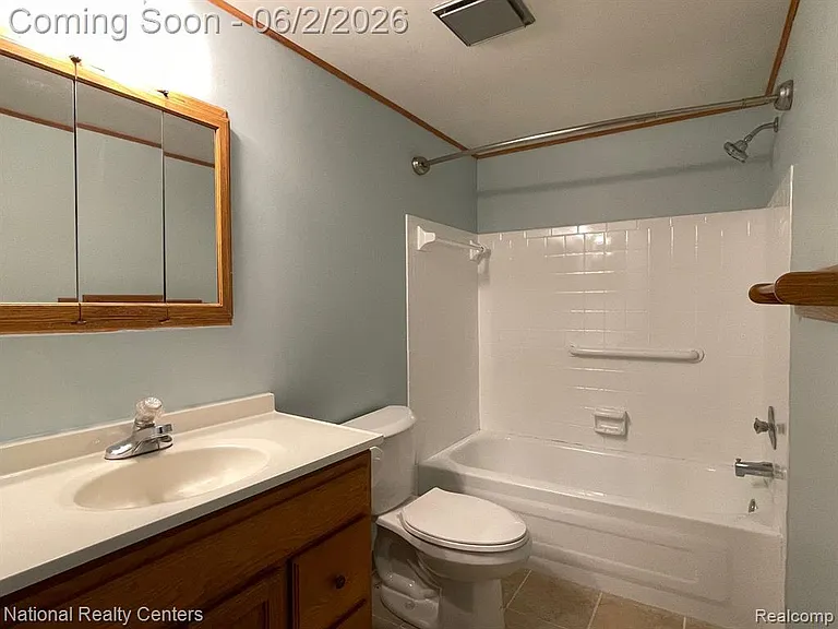 8719 Meadowbrook Dr — Photo 8
