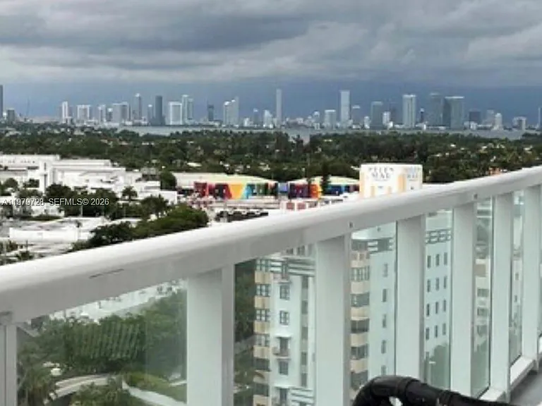 2457 Collins Ave #1605 — Photo 3