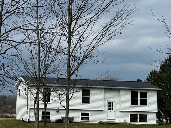 (undisclosed Address), Canandaigua, NY 14424