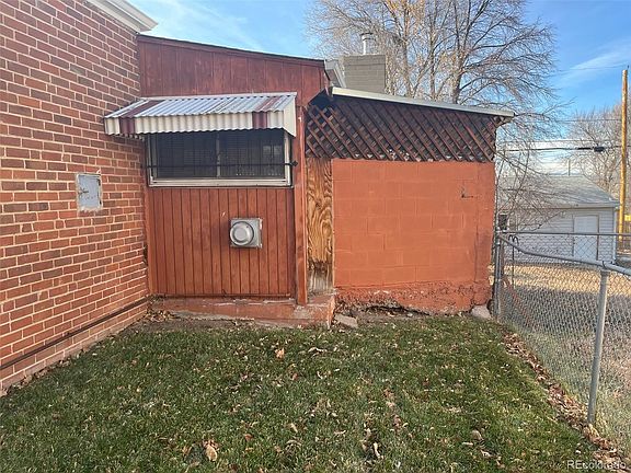 3rd image of 3601 N Steele St