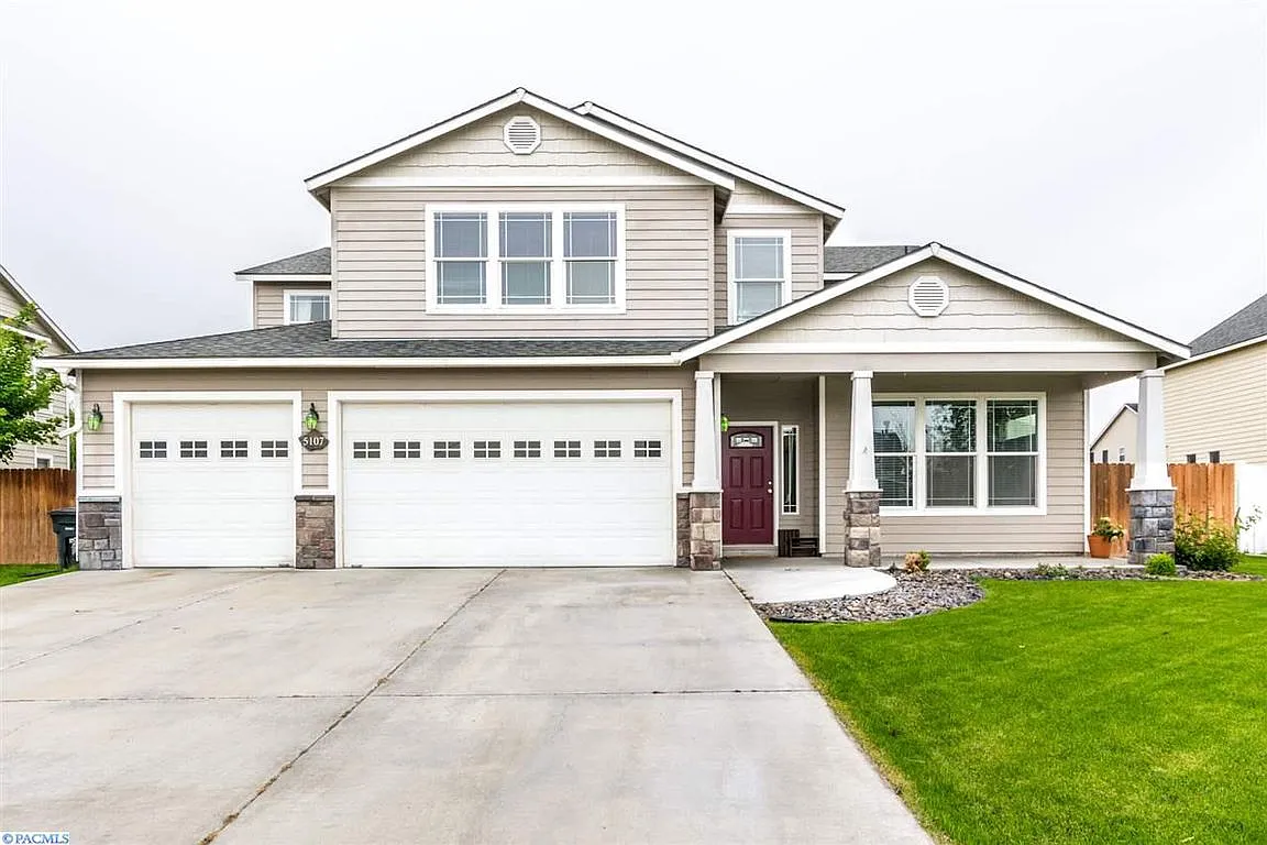 5107 Malaga Dr photo 1