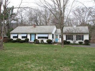 27 George Loomis Rd, Southwick, MA 01077