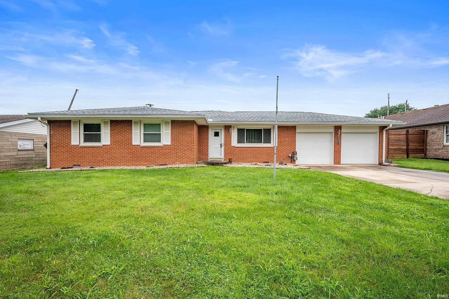 1705 N Riley Rd photo 1