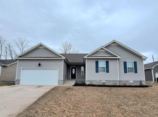40 Mallard Ln, Paris, TN 38242