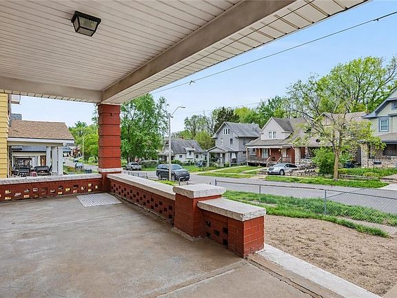 3rd image of 3601 Park Ave