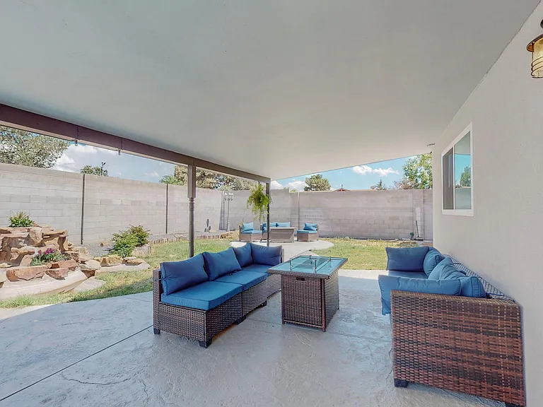 6830 Louisiana Blvd NE — Photo 35