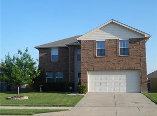 12717 Kingsgate Dr, Rhome, TX 76078