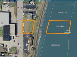 S Main St, Oshkosh, WI 54902