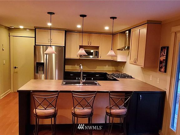 4th image of 1756 Woodland Dr