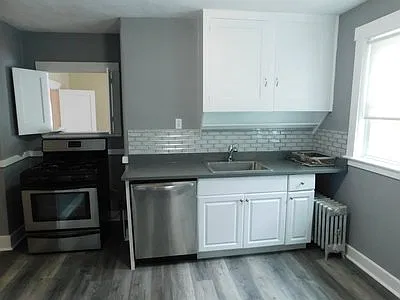 137 Fayerweather St #2