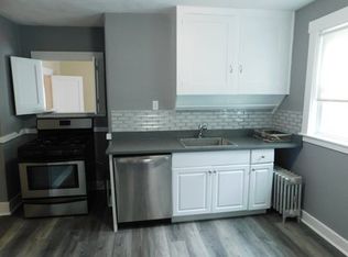 137 Fayerweather St #2, Cambridge, MA 02138