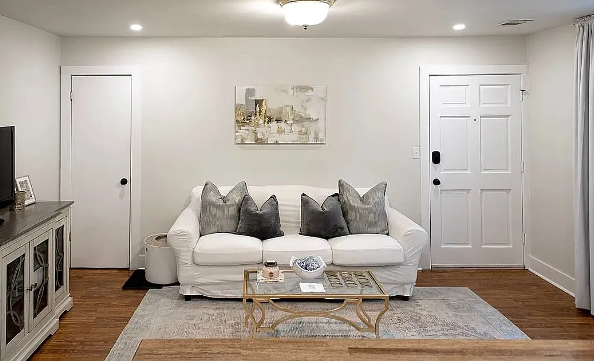 1 bed, 694 sqft, $1,100 — Photo 4
