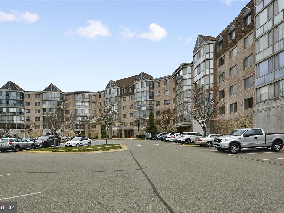 1st image of 2901 S Leisure World Blvd Unit 516