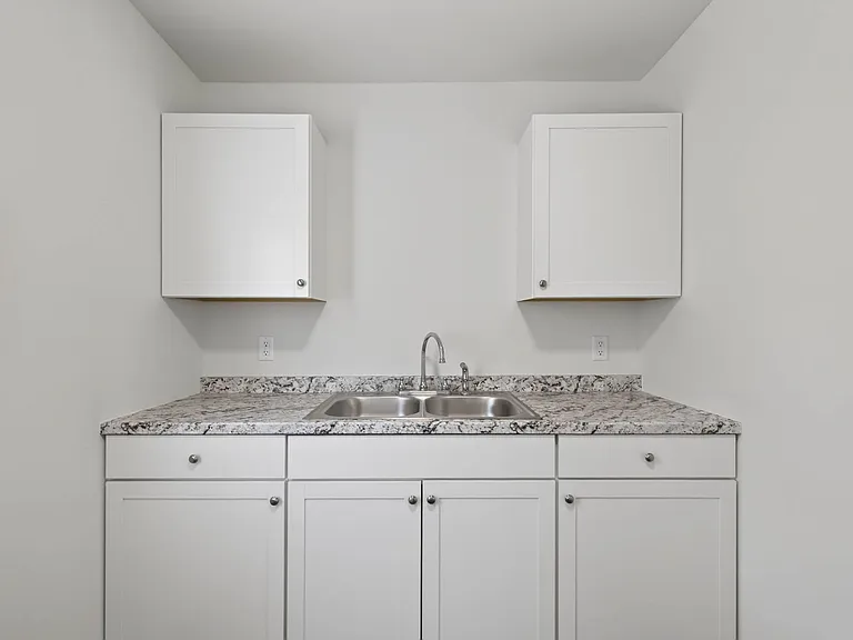 1316 Sunnyview Dr — Photo 12