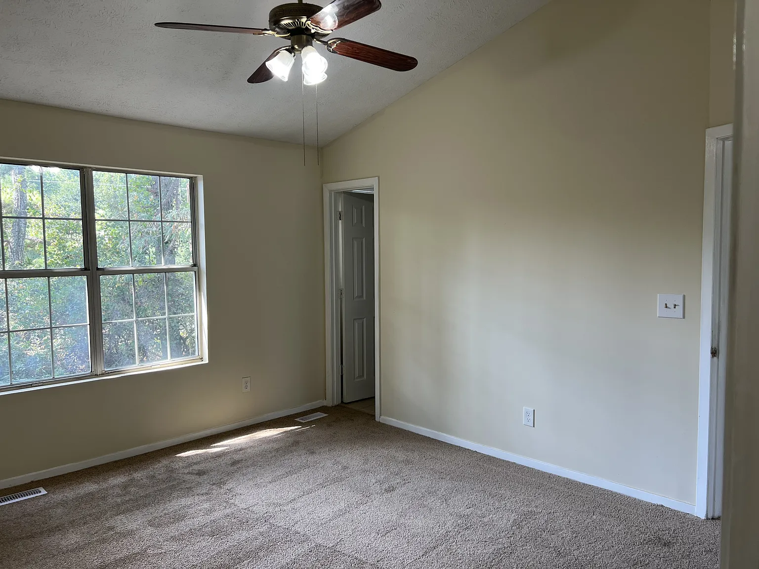 5765 Wells Circle - 1 — Photo 4