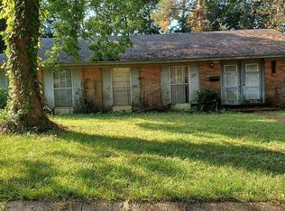 2405 Overbrook Dr, Jackson, MS 39213