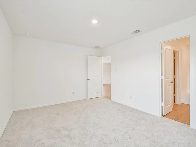 18562 Cepagatti Dr — Photo 12