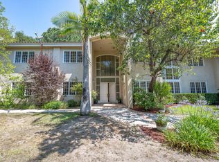 4925 Oakwood Ave, La Canada Flintridge, CA 91011