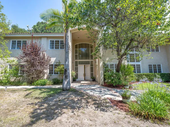 4925 Oakwood Ave, La Canada Flintridge, CA 91011