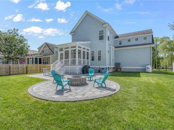 1870 Rockwood Dr, Chesapeake, VA 23323