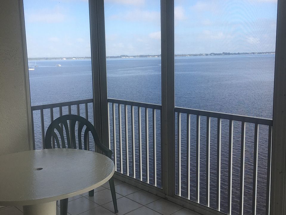 1st image of 200 Harbor Walk Dr #2