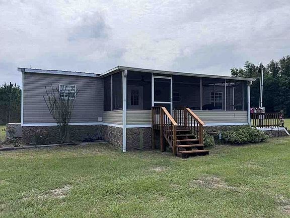 2nd image of 581 NE County Road 354