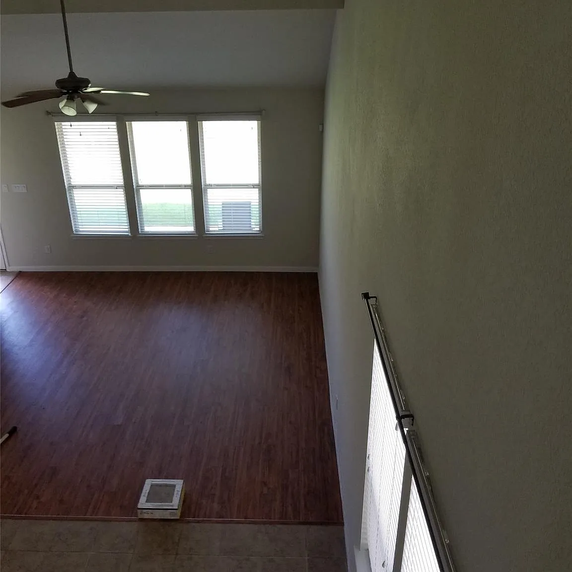 4 bed, 2.5 bath, 2665 sqft, $2,550 — Photo 4