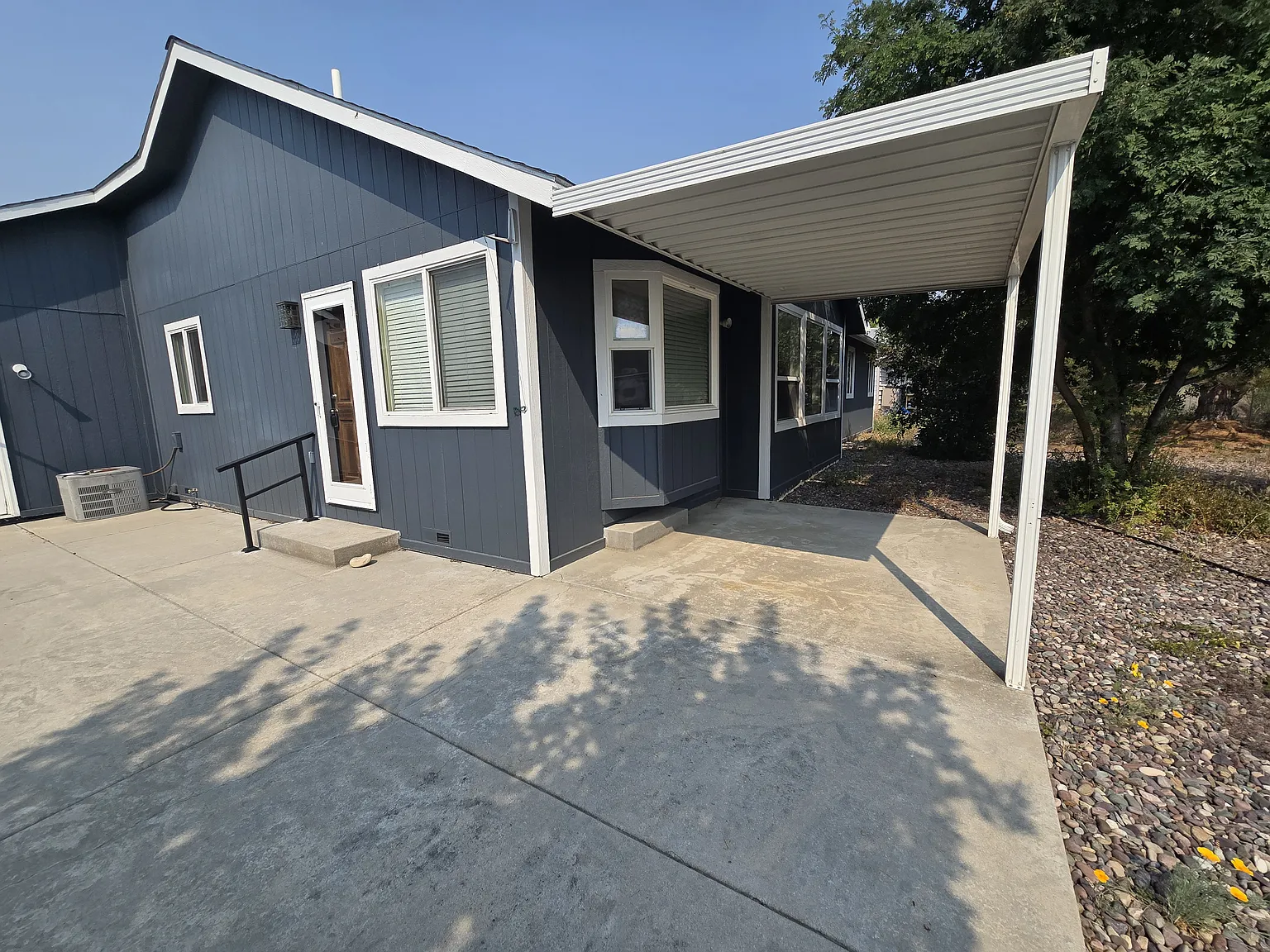 3 bed, 1546 sqft, $2,500 — Photo 2