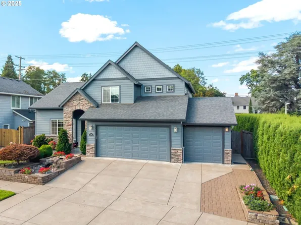 2698 Crowther Dr, Eugene, OR 97404