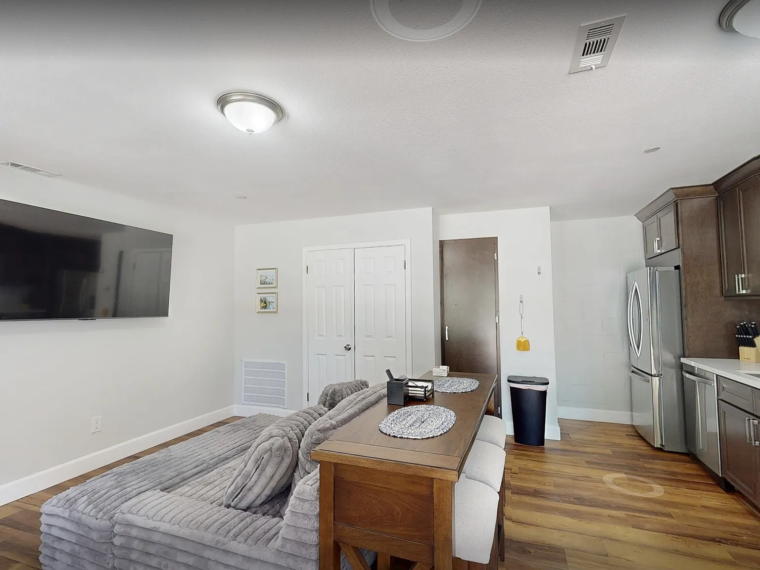 172 Knox Court - Unit 7: Apt (Basement) — Photo 3
