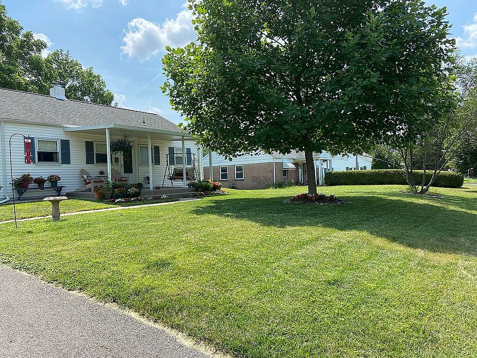 Front view from driveway