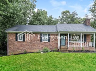 740 Motor Rd, Winston Salem, NC 27105