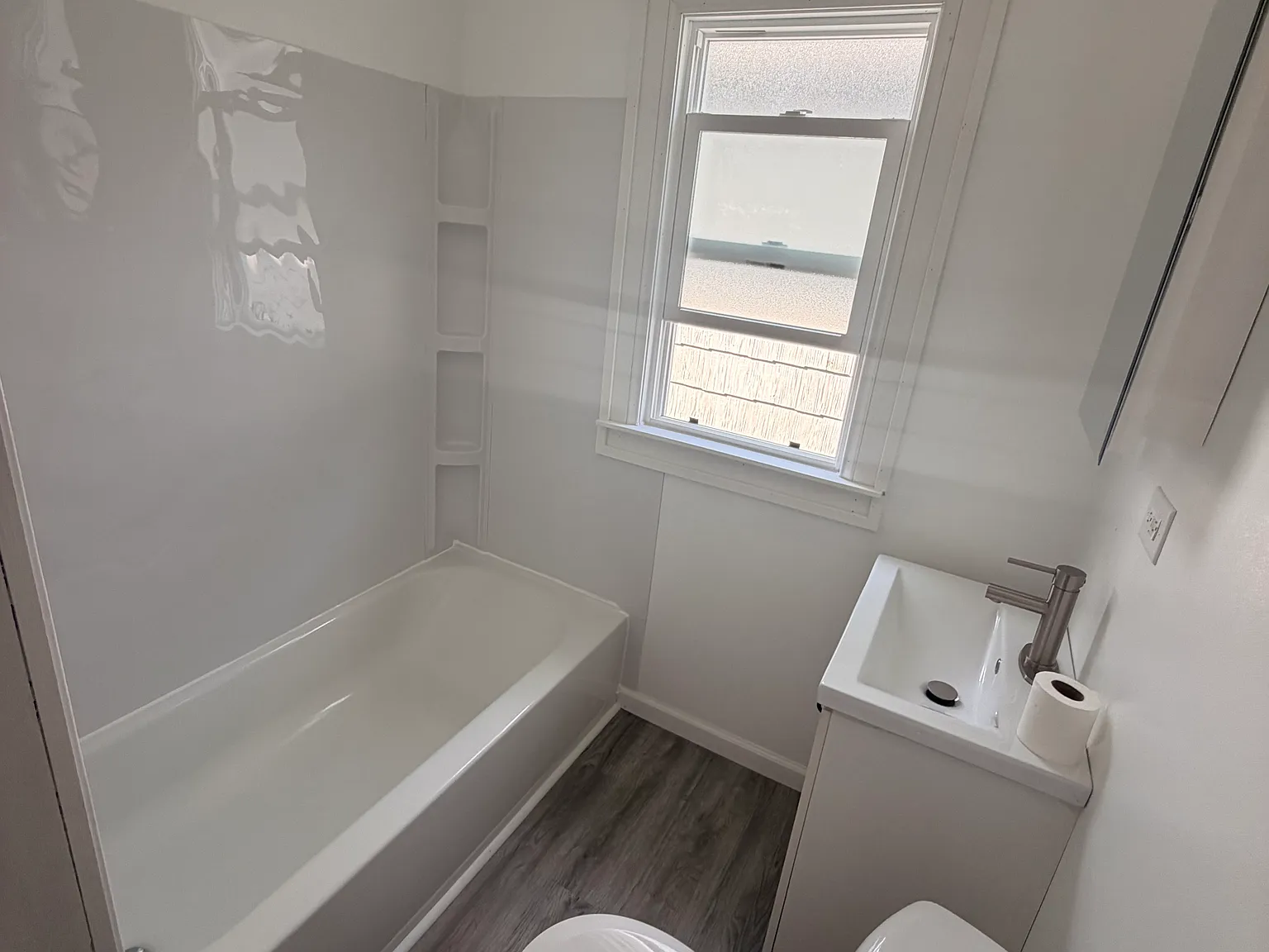 2 bed, 616 sqft, $1,300 — Photo 3