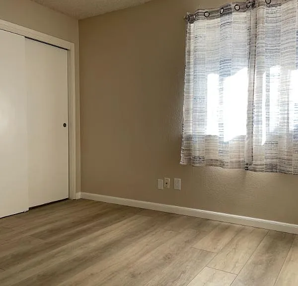 4076 W San Bruno Ave — Photo 9