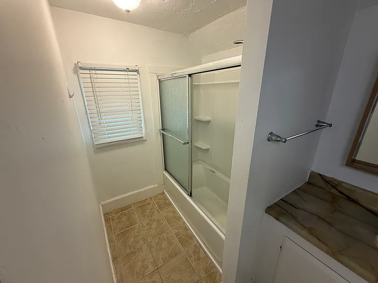 197 Nichols St #3 — Photo 10