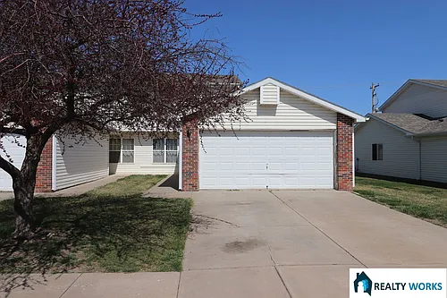 2230 W Todd Ln Photo 1