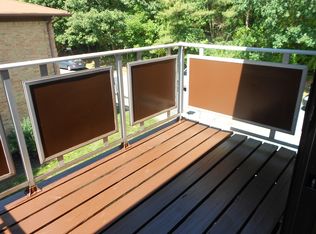 252 Collignon Way APT 2B, River Vale, NJ 07675