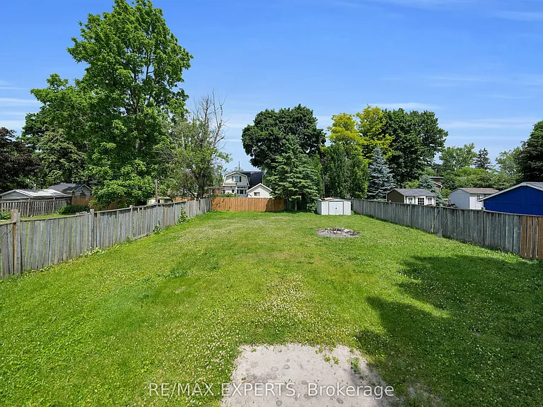 92 Tupper St W #MAIN — Photo 23