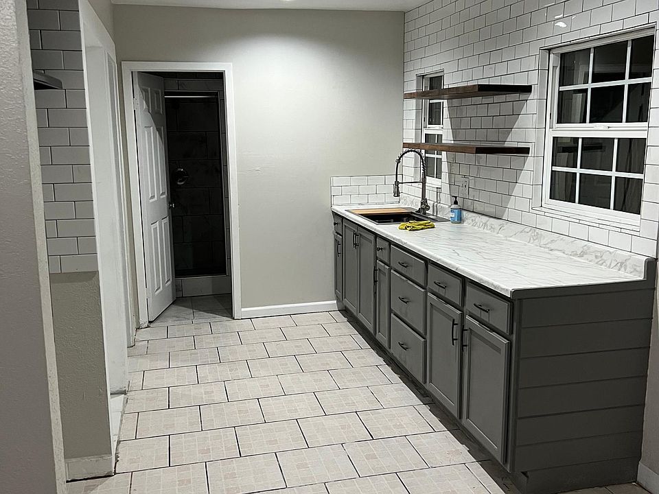 1st image of 4263 Hartle Ave