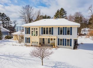 9 Conant Rd, Hanover, NH 03755
