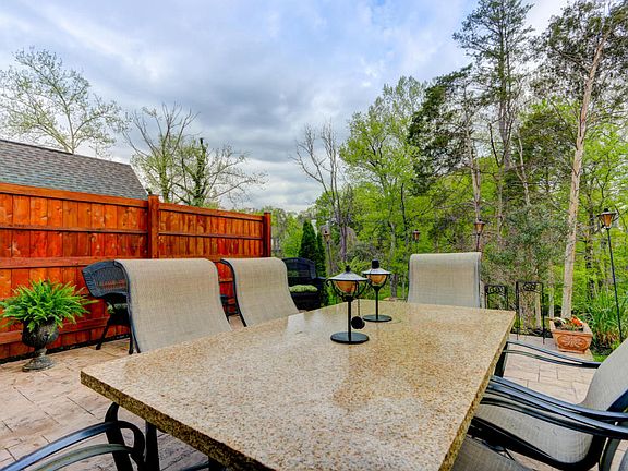 4th image of 8873 Ebenezer Oaks Ln